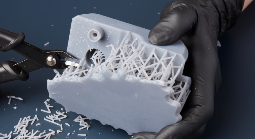 Read more about the article How to Remove Supports from 3D Prints: A Step-by-Step Guide